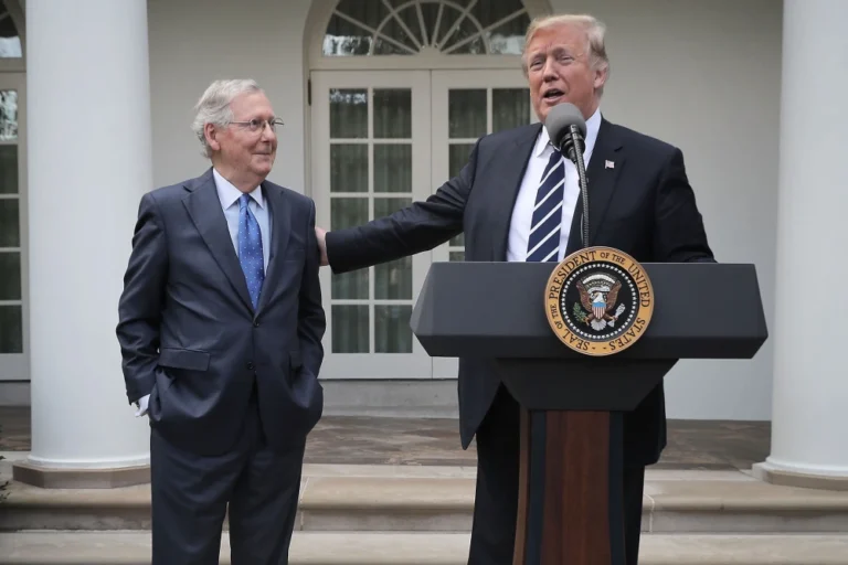 241213-McConnell-Trump-aa-411p-251ae3